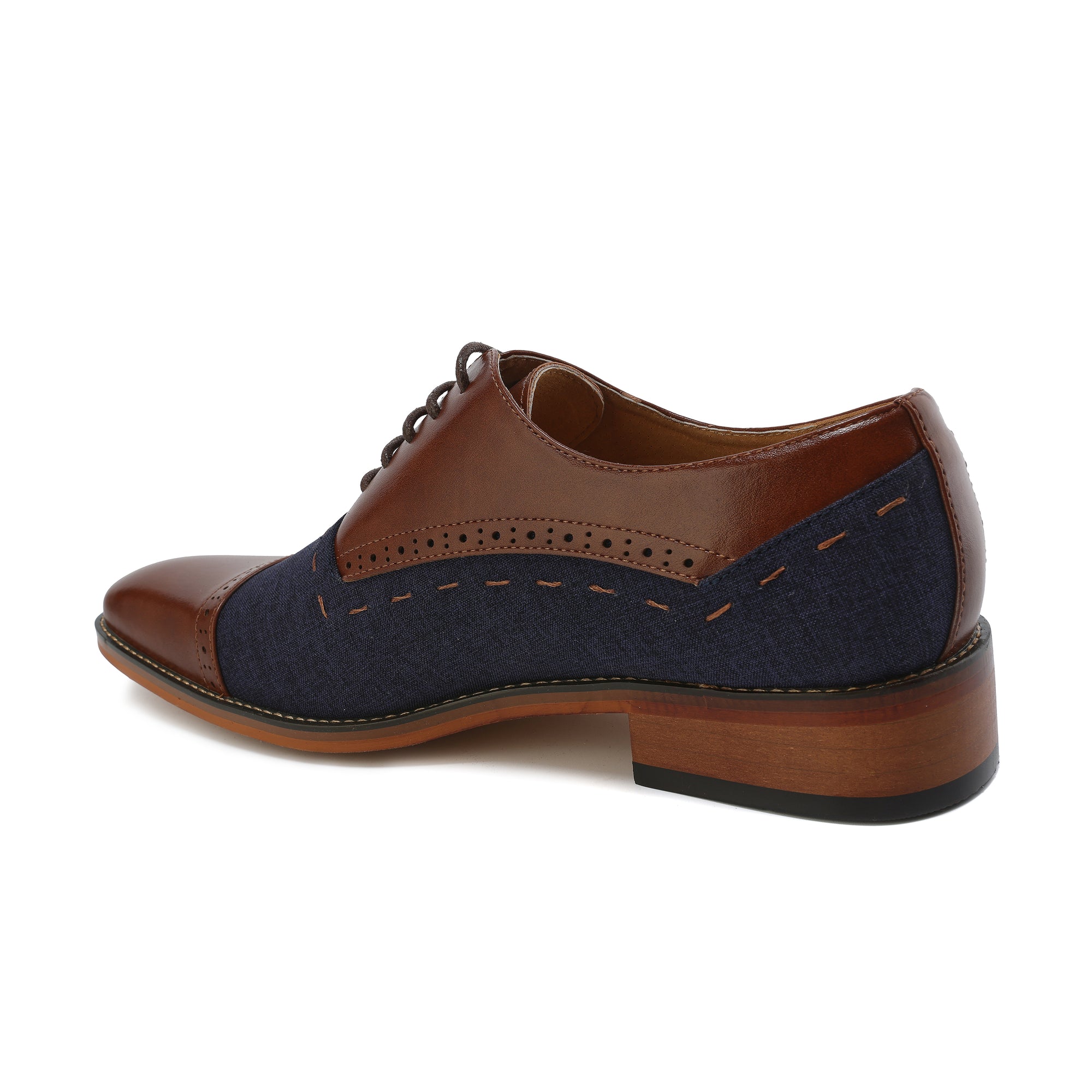 Gino Vitale Lace-Up Cap Toe Oxford